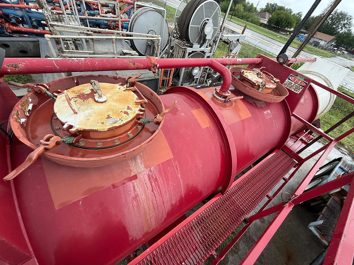 Used 2008 WORLEY WELDING WORKS 5,000 GAL 3-COMP ACID TRANSPORT TRAILER