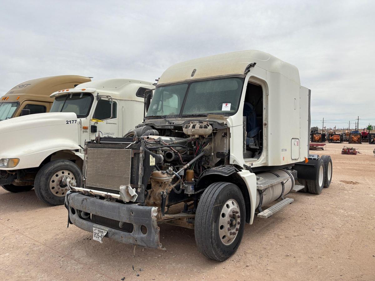 Used 2006 FREIGHTLINER COLUMBIA 120 T/A SLEEPER HAUL TRUCK