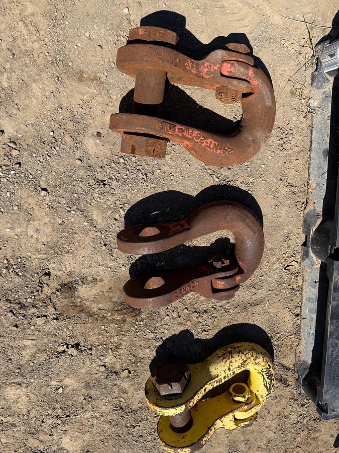 Used (3) 24-TON ROD CLEVIS’S