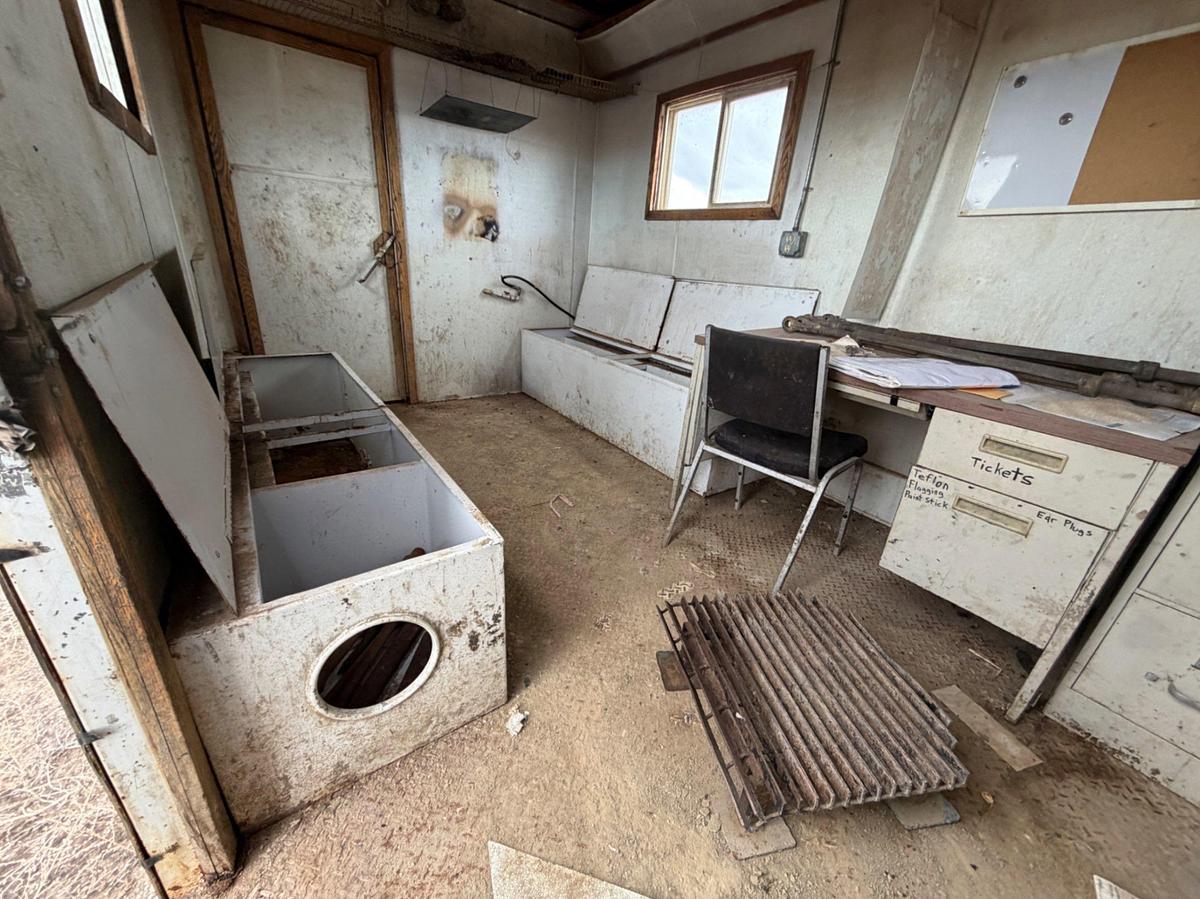 Used Shopbuilt 20’ t/a Doghouse Trailer