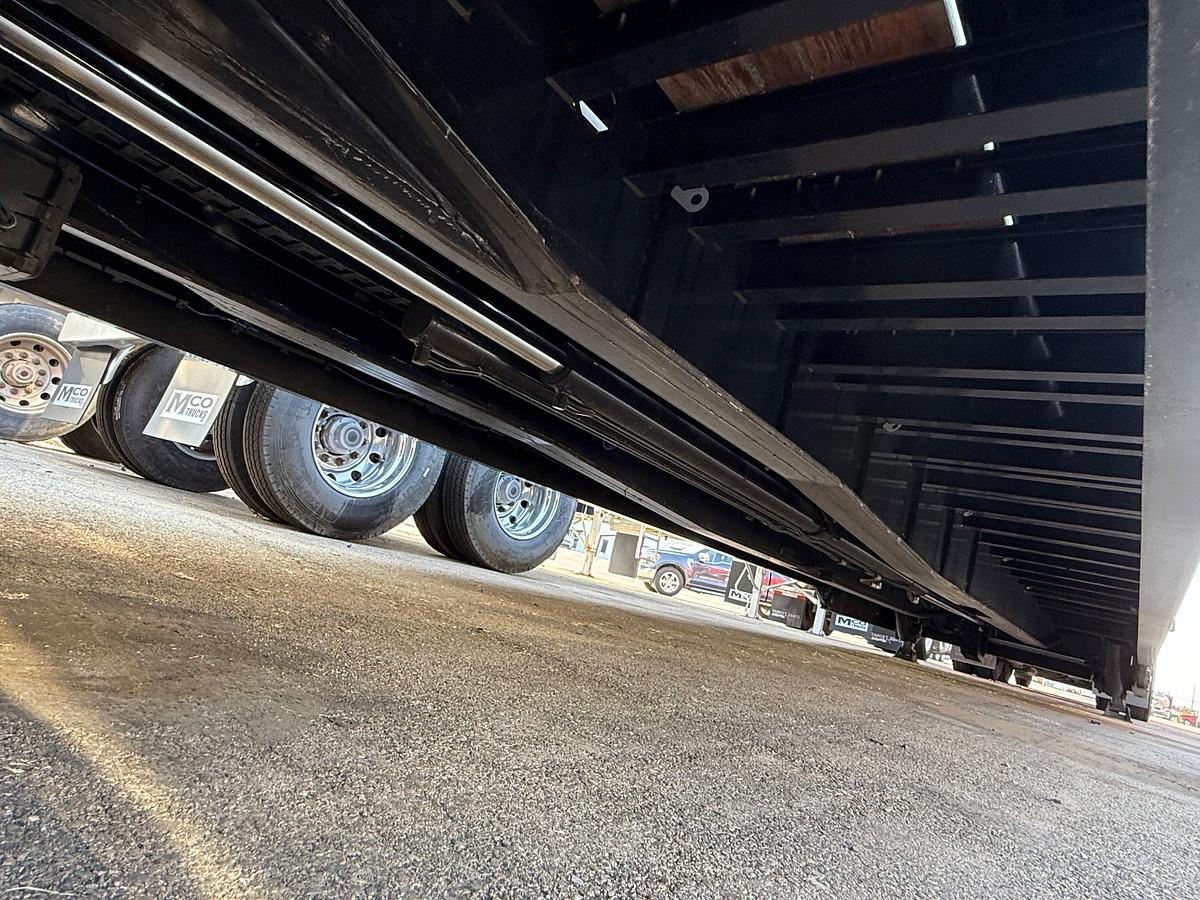 Used 2025 LANDOLL 440B 53'X102" T/A HYD LOWBOY TRAILER
