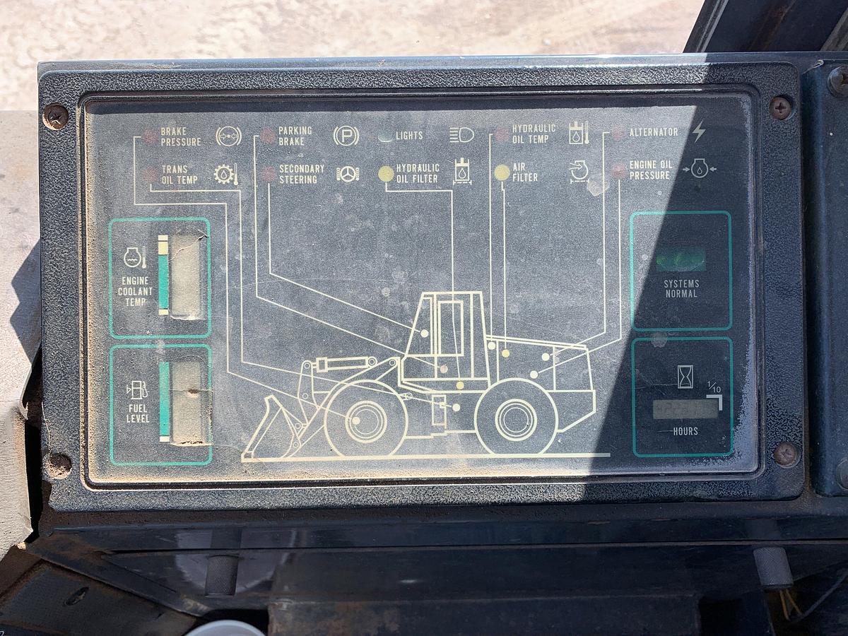 Used CASE 821B WHEEL LOADER