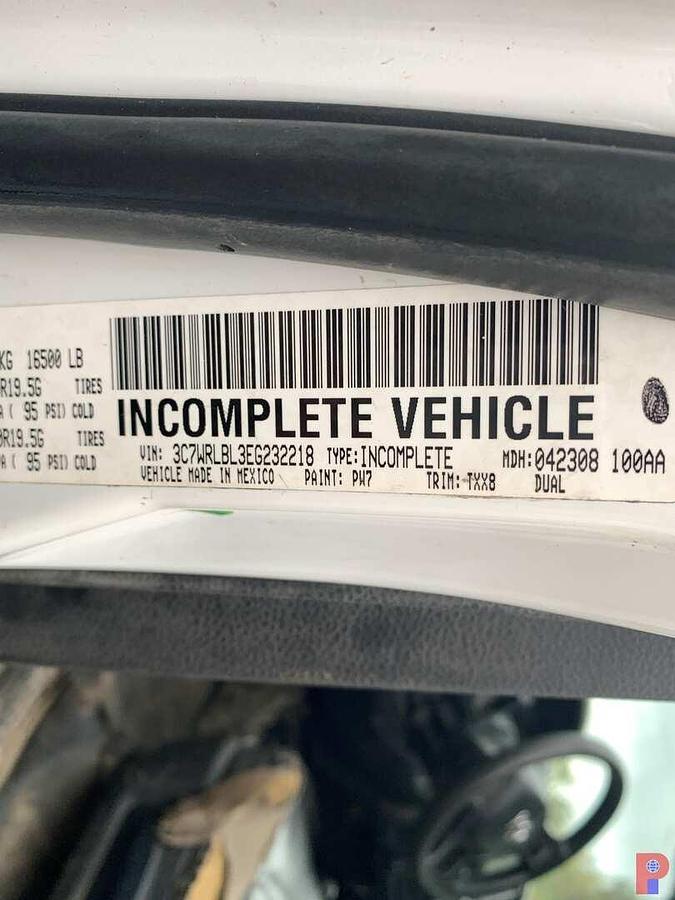 Used 2014 RAM 4500 4X4 SINGLE CAB SERVICE TRUCK (RUNS-INOP)