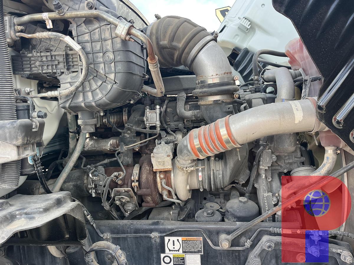 Used 2019 KENWORTH T680 T/A DAY CAB TRUCK TRACTOR