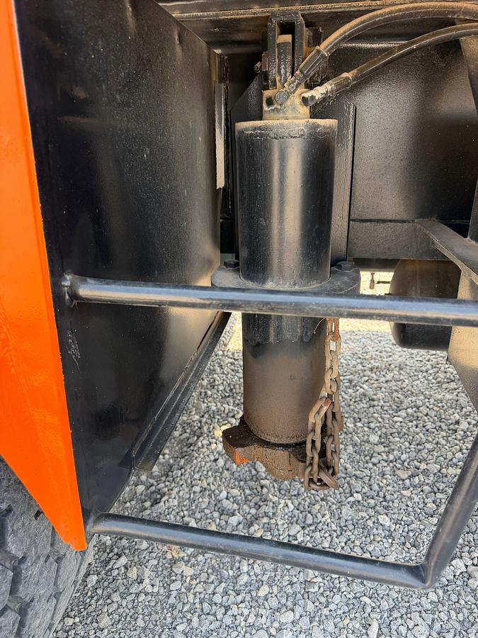 Used Refurbished 1981 FRANKS 1287/160 DTD-HT Well Service Rig (102x230k Mast)