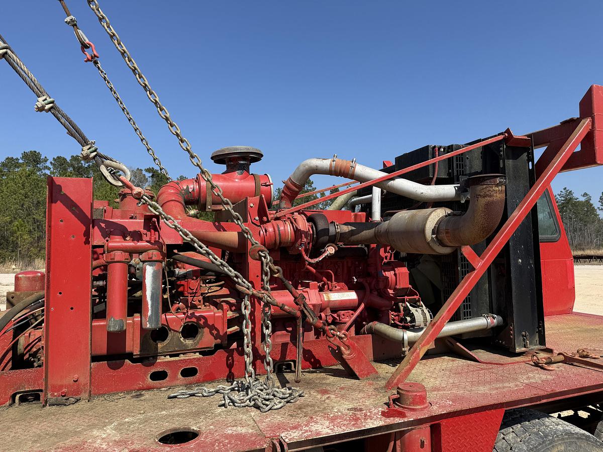 Used 2012 CAMERON C-500 SD 112'-300K LBS 5-AXLE WELL SERVICE RIG