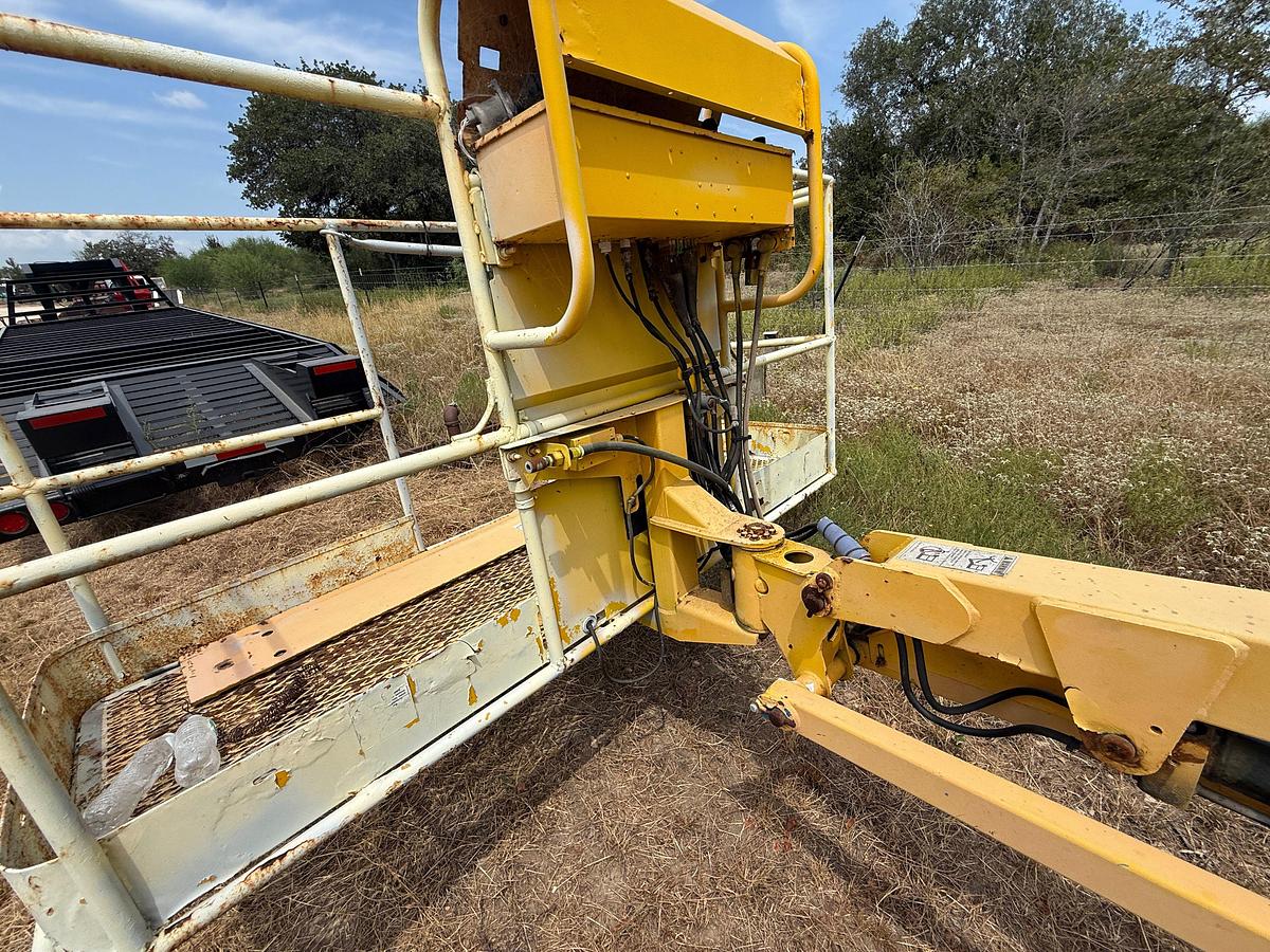 Used 2006 GENIE S-45 4WD SNORKLE BOOM LIFT
