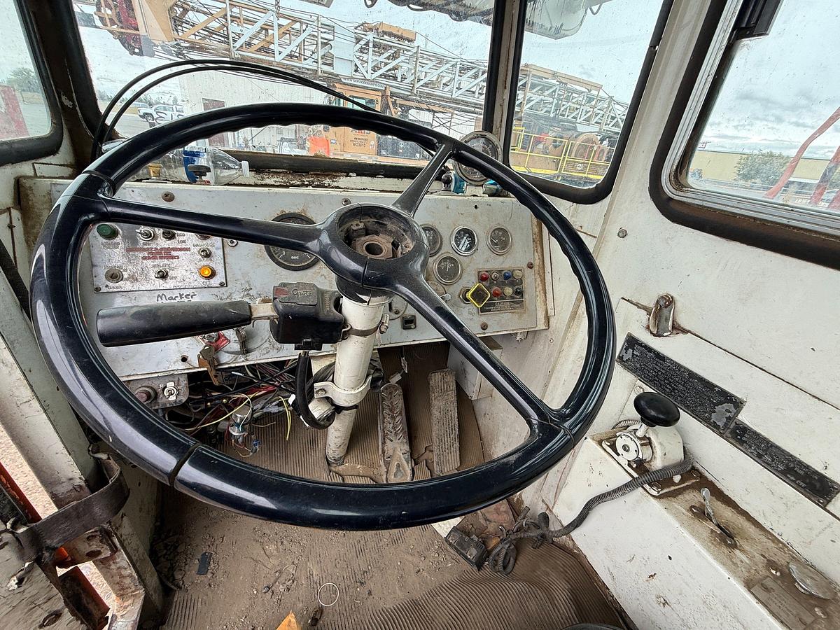 Used 1984 FRANKS MOBILRIG 300 1287/160 DD 96’-215K 4-AXLE WELL SERVICE WORKOVER RIG