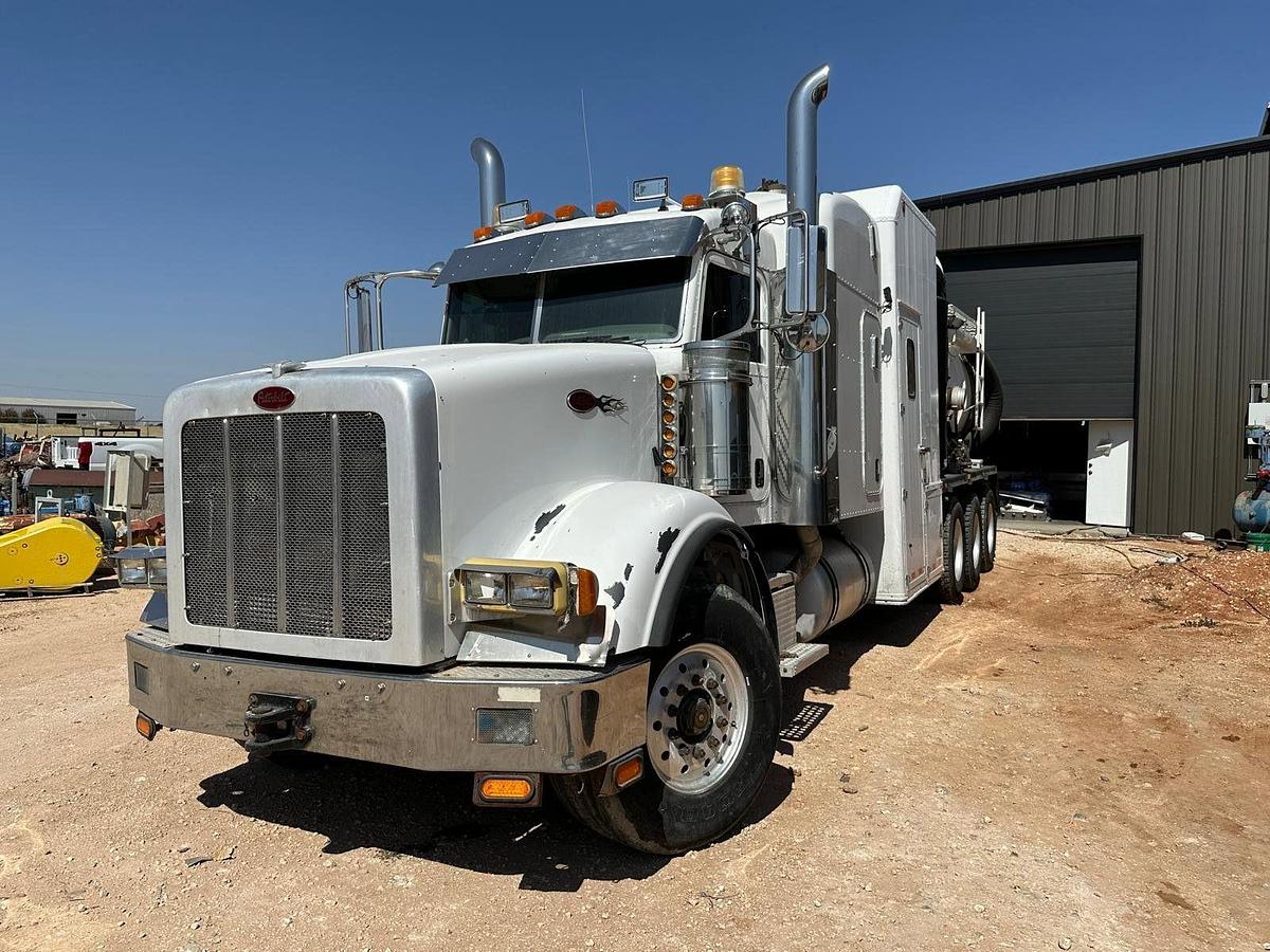 Used 2008 Peterbilt 367 Custom Vac Services HydroVac Truck