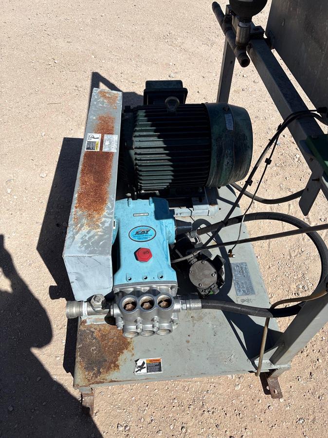 Used Whiting systems smart wash pressure wash skid