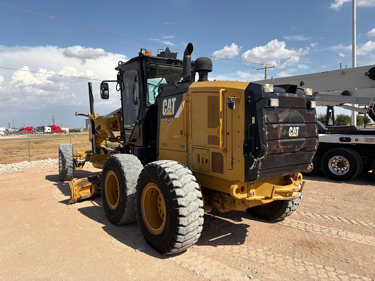 Used 2012 CATERPILLAR 140M2-AWD MOTOR GRADER