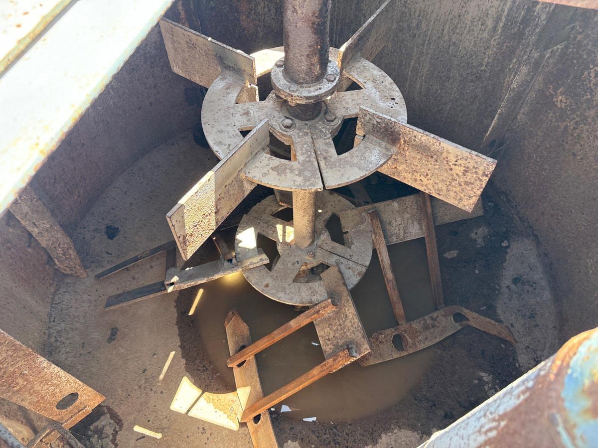 Used Serva t/a cement batch mixing trailer