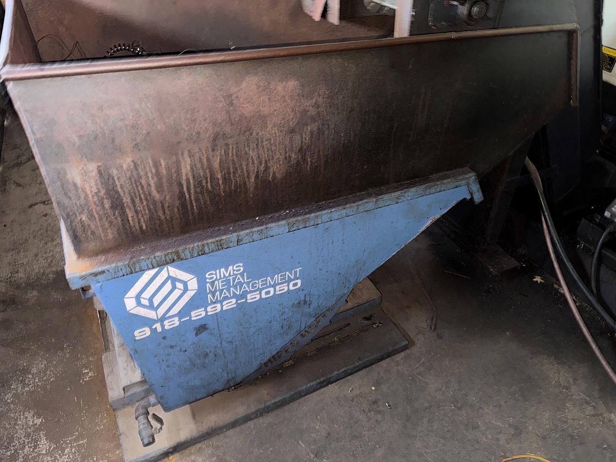 Used HIPPO HOPPER 3-4 CUYD SELF-DUMPING METAL HOPPER