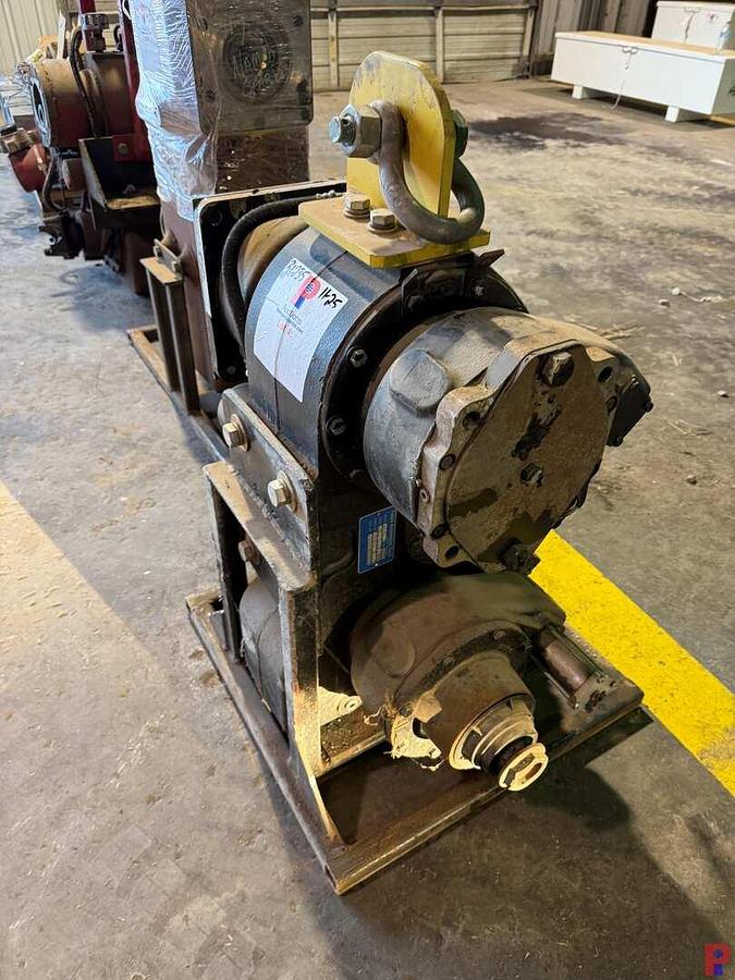 Used FABCO MODEL PTO-18 GEAR BOX TRANSFER CASE