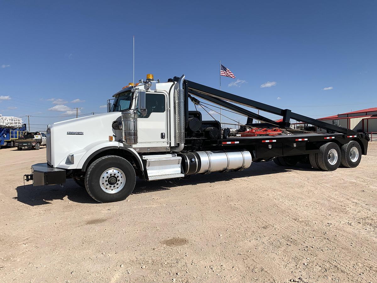 Used 2015 KENWORTH T800 T/A DAYCAB GIN POLE TRUCK