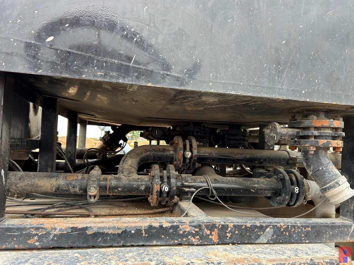 Used 2005 MACK CV513 T/A CEMENT SPM TRIPLEX PUMP TRUCK