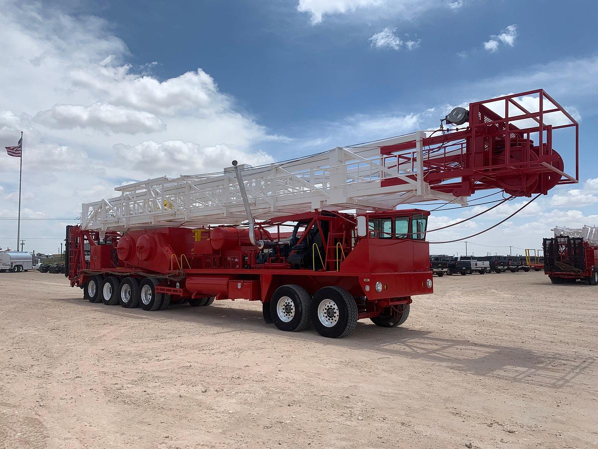 Used 2007 RIGTECH DD 6 AXLE WELL SERVICE RIG (104-250K MAST, 2019 CAT IV)