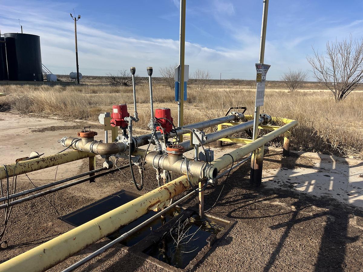 Used CROCKETT CO. SWD FACILITY, PERMITTED FOR 30,000 BBLS. PER DAY