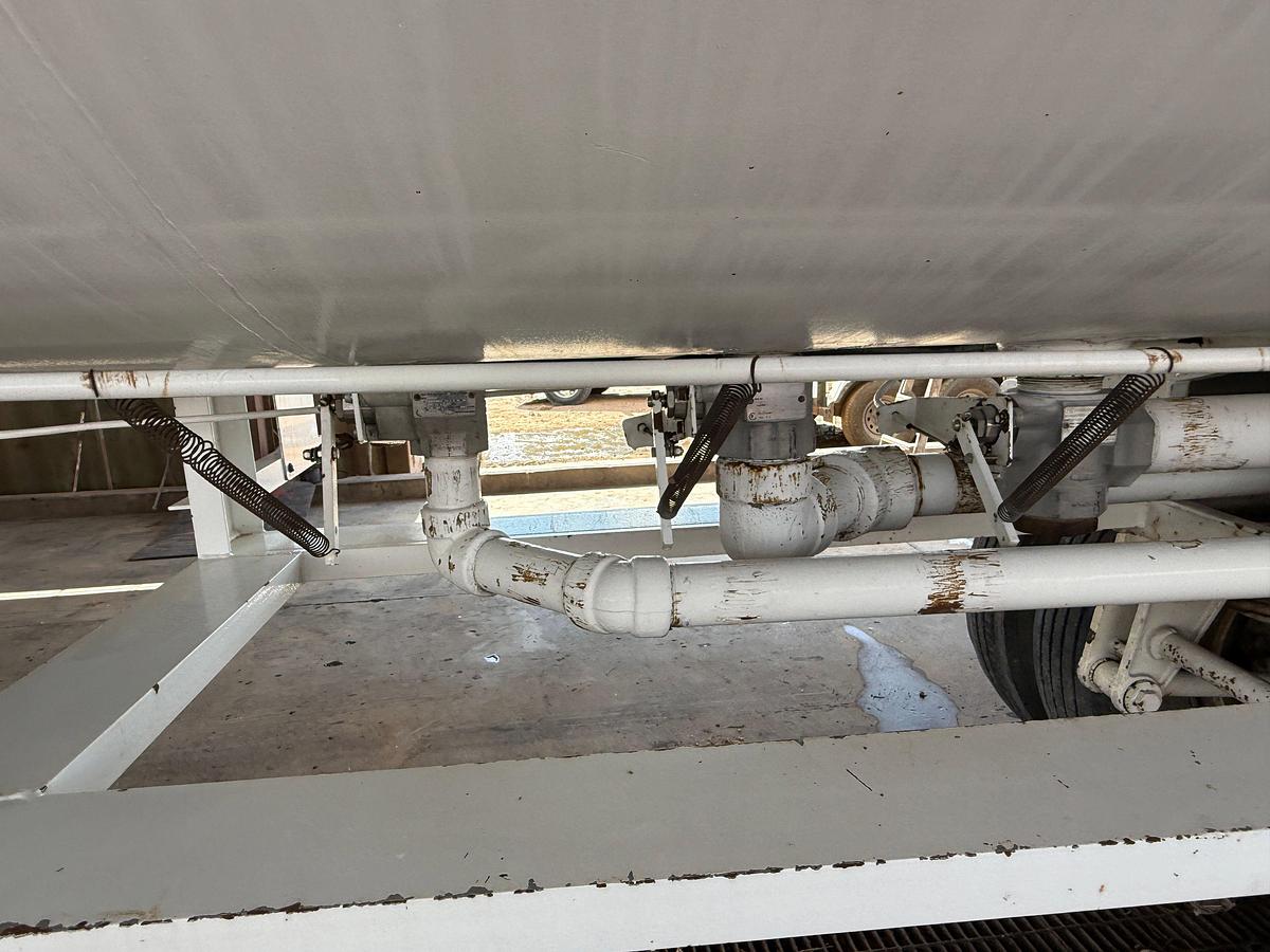 Used 1980 ENDERBY-ANDERSON 10,500 GAL T/A PROPANE TRANSPORT TRAILER