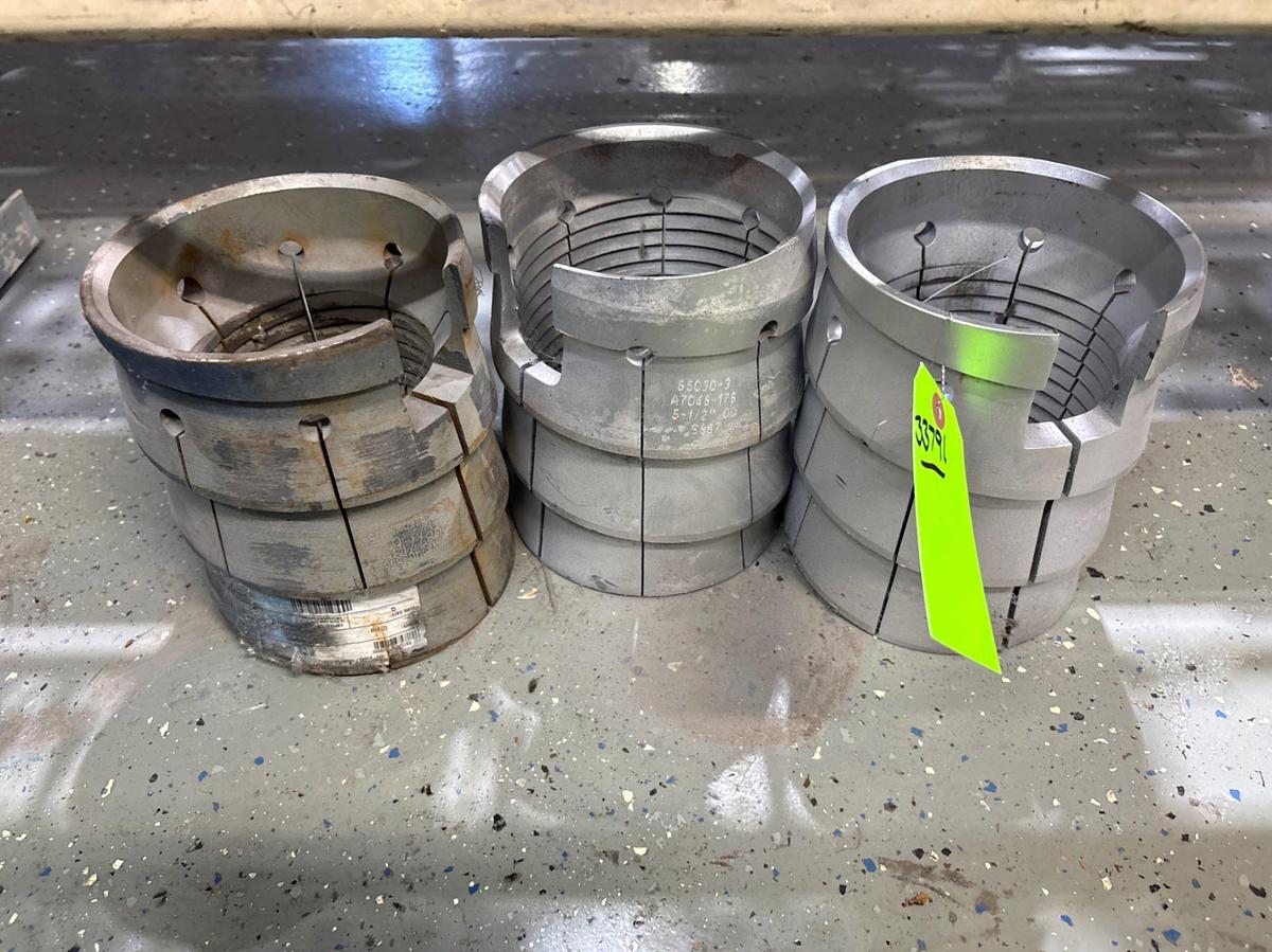 Used (3x$) GR7048 basket grapples