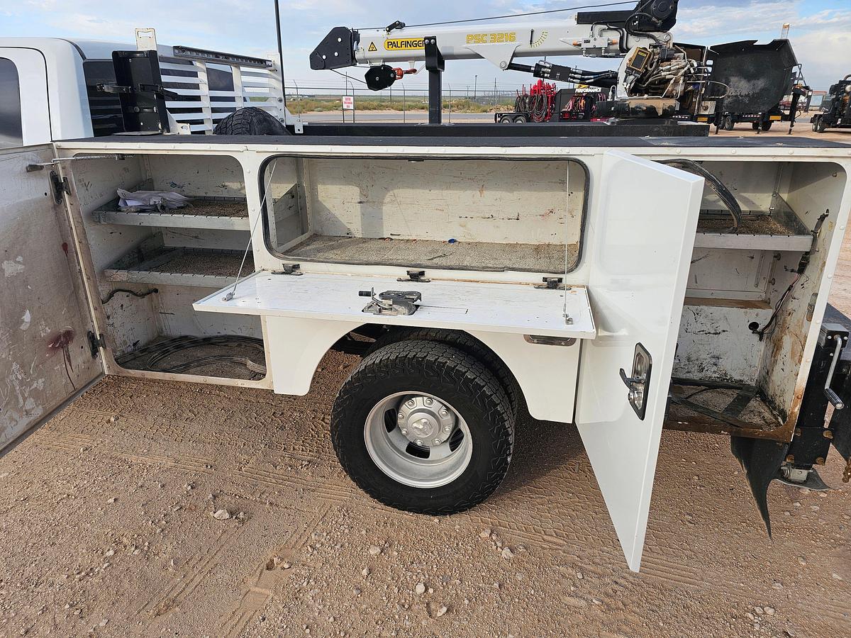 Used 2024 RAM 3500 CREW CAB MECHANICS TRUCK, 4X4