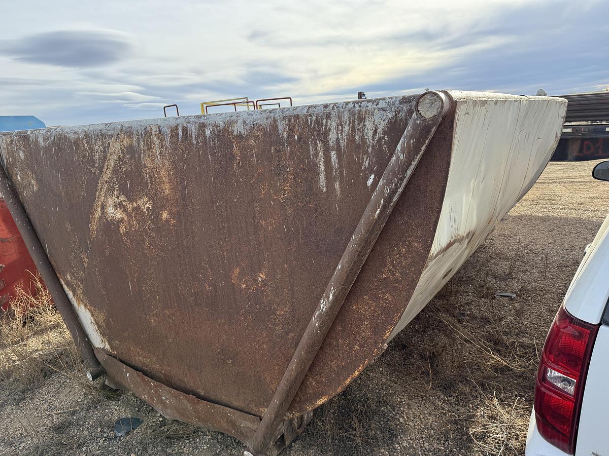 Used 15’L X 6’H ROUND BOTTOM TANK PIT SKIDDED