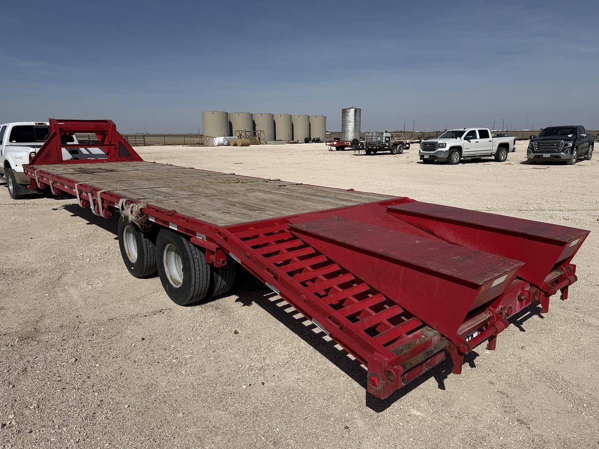 Used PJ 25’ + 5’ x 102” T/A DUAL WHEEL GOOSENECK TRAILER