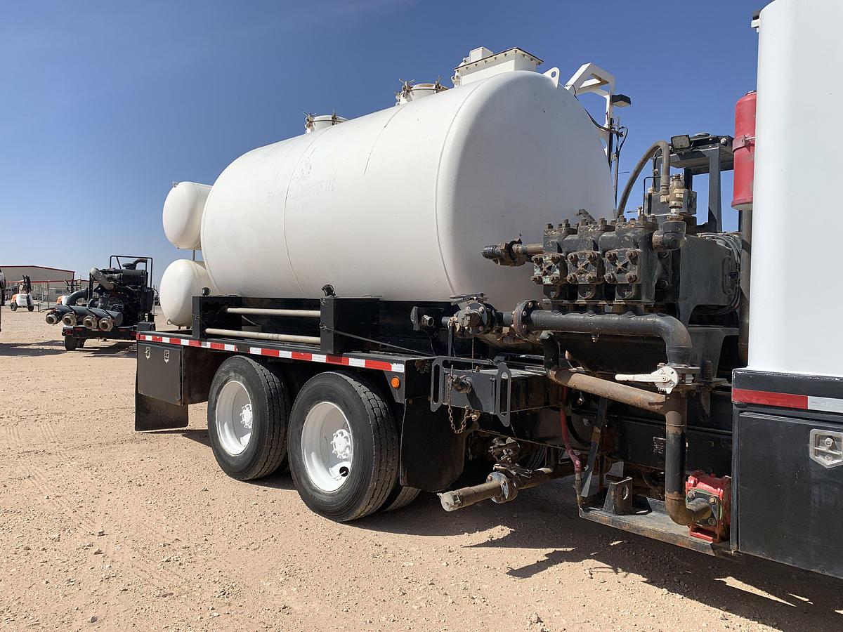 Used 2015 KENWORTH T800 T/A DAYCAB HOT OIL TRUCK