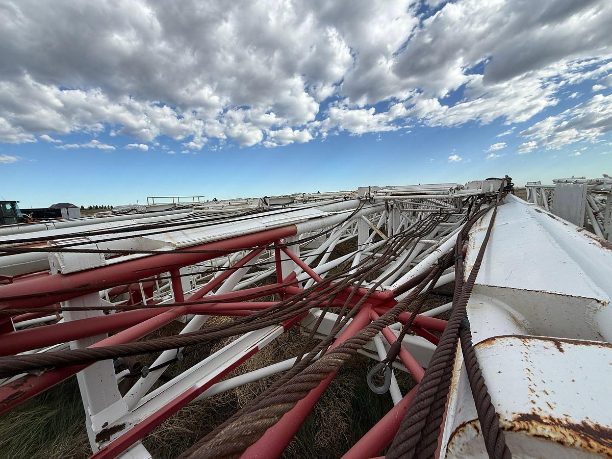 Used NOV FRANKS 96’ X 215,000 LBS DERRICK