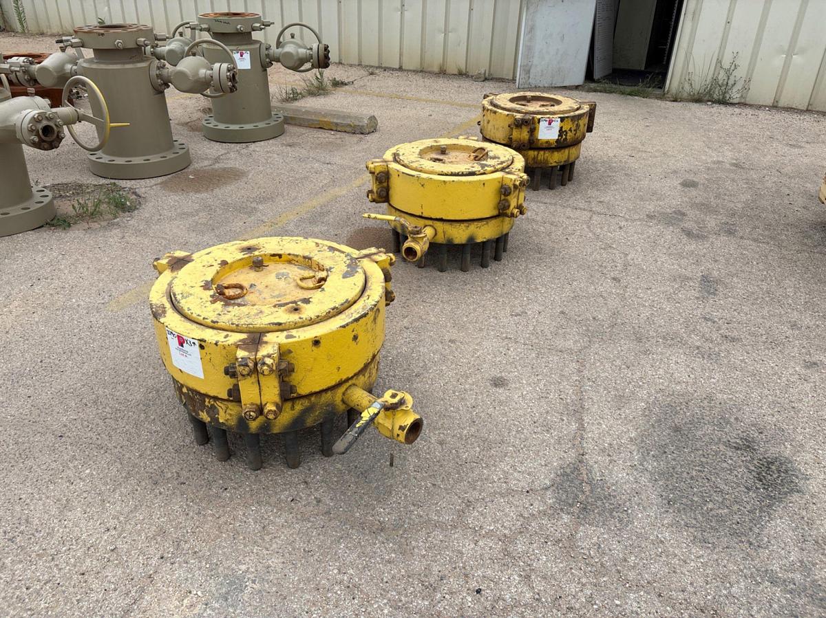 Used (3x$) (3) 13-5/8” casing clamps