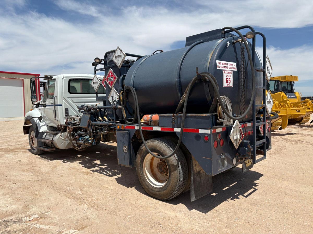 Used 2013 INTERNATIONAL WORKSTAR 7400 S/A CHEMICAL TREATER TRUCK