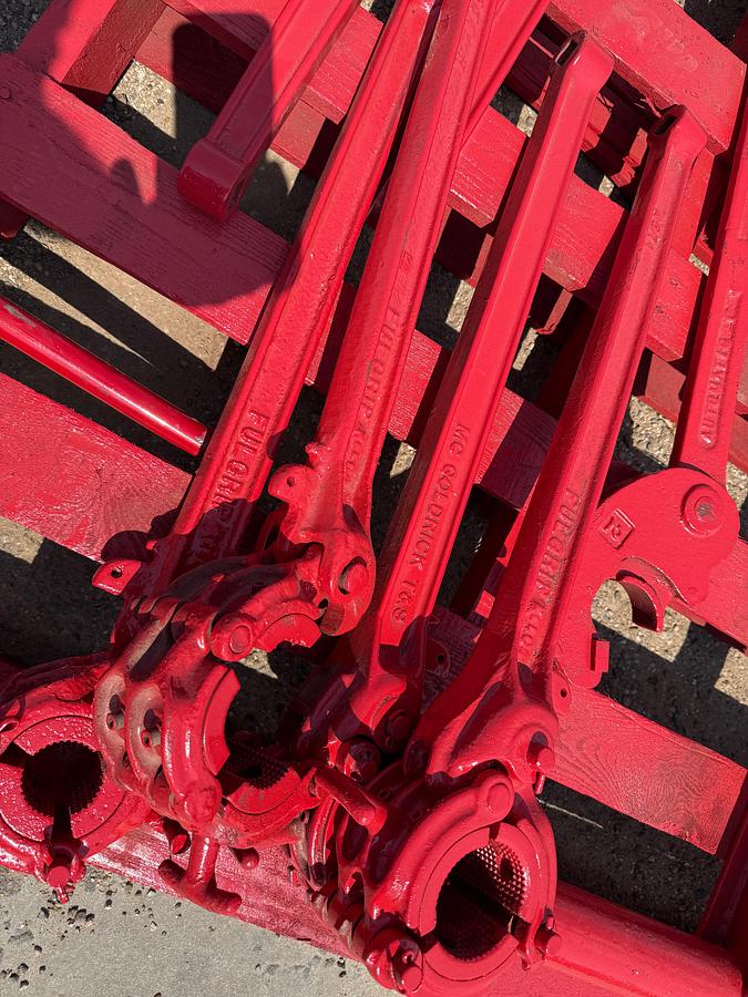 Used PALLET W/ (6) MANUAL TUBING TONGS, ROPE SOCKETS, TAPER TAP, WIRE ROPE T-CLAMP
