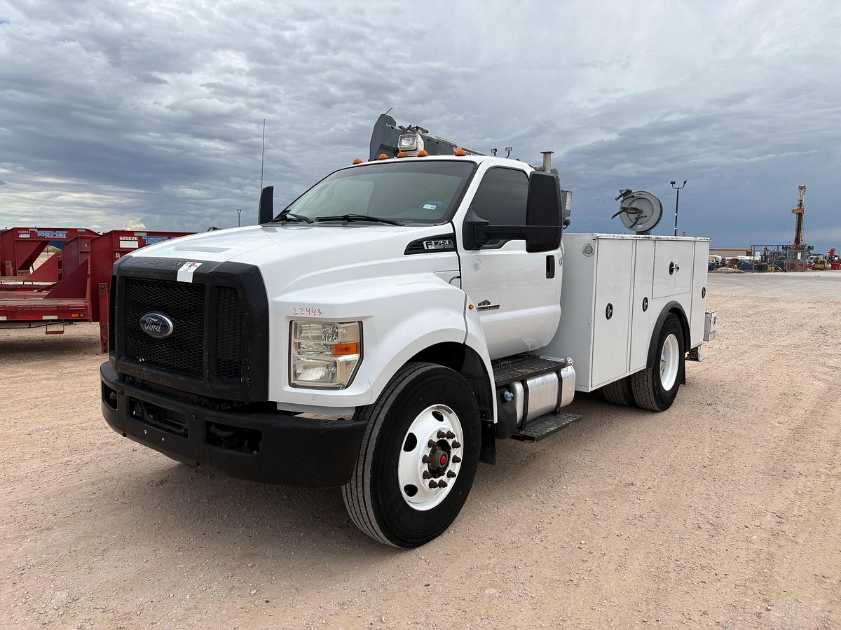 Used 2017 FORD F-750 SUPER DUTY SINGLE CAB SERVICE TRUCK