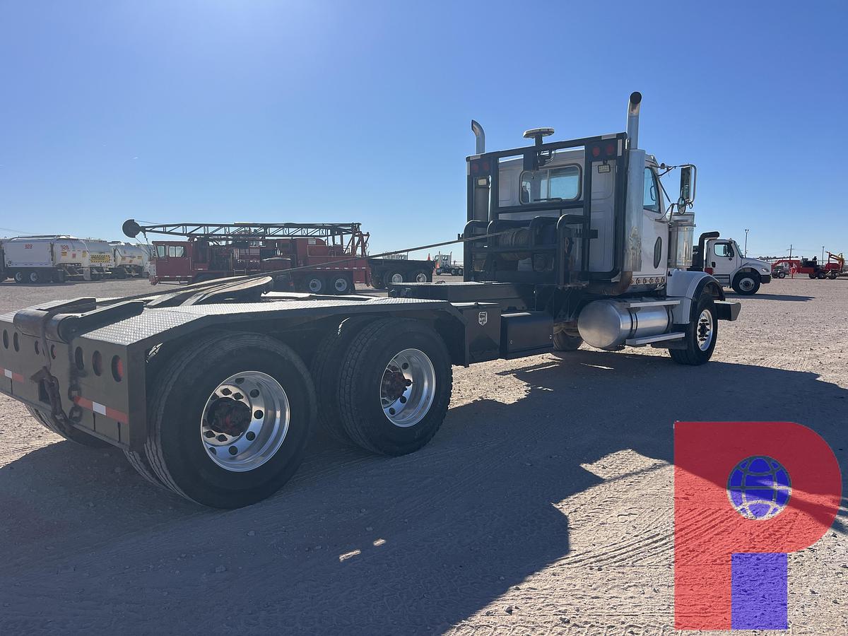 Used 2007 WESTERN STAR 4900 SF T/A DAYCAB WINCH TRUCK