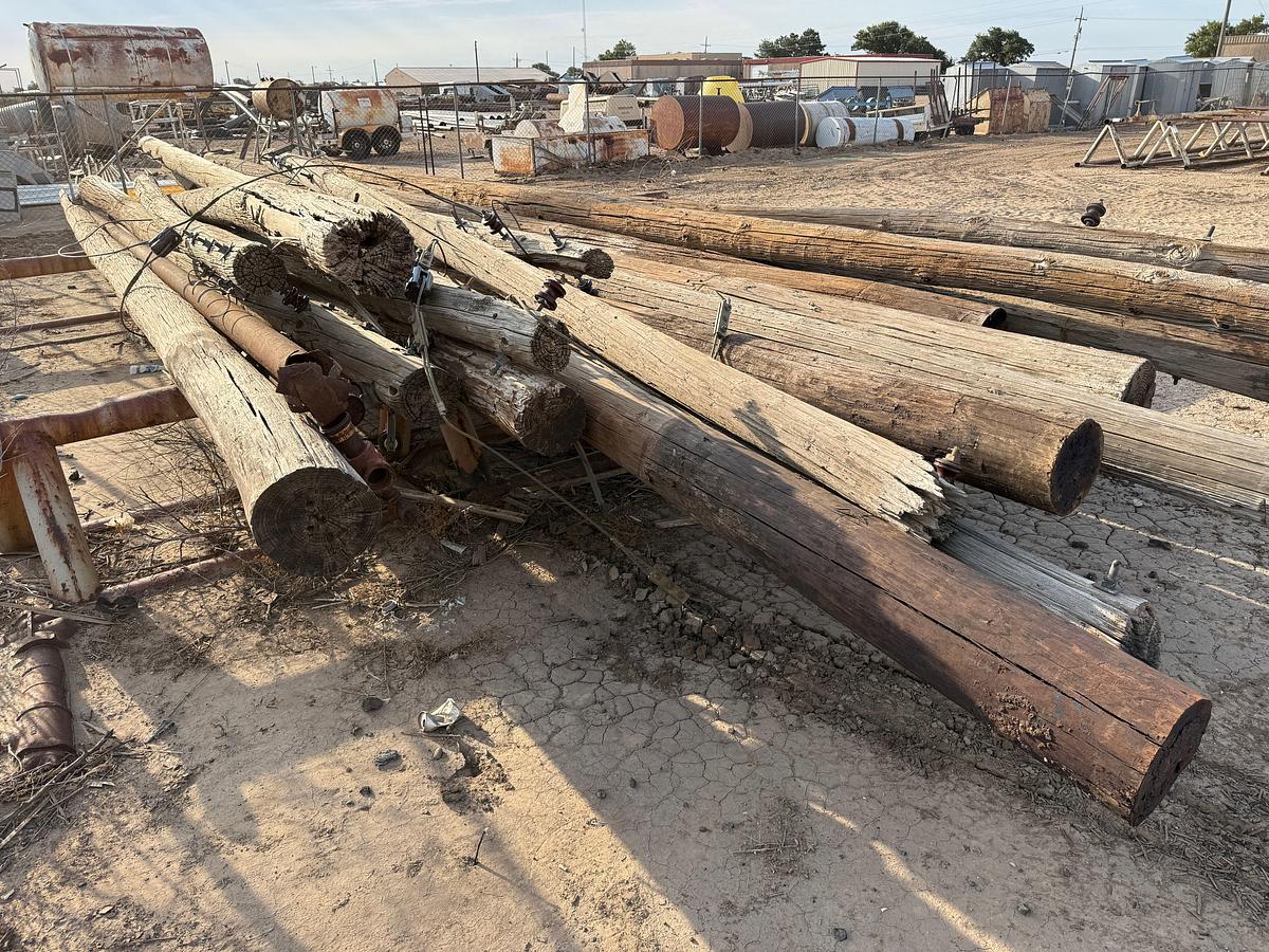 Used (4 X $) 16’L x 32” TRIANGULAR PIPE RACKS W/ PIPE STAYS (SOME RUSTED THRU ON BOTTOM)