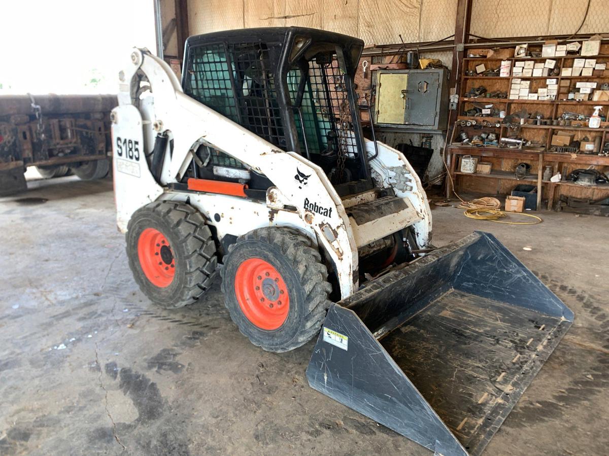 Used BOBCAT S185 Skid Steer