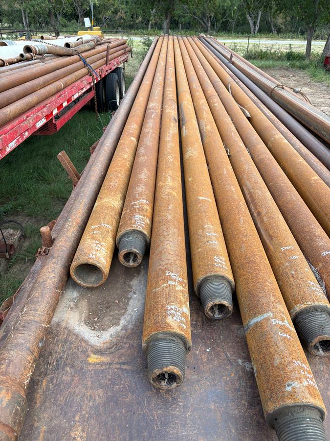 Used 6-1/8”OD x 2-1/2”ID x 39.73’L 4”FH SLICK DRILL COLLAR