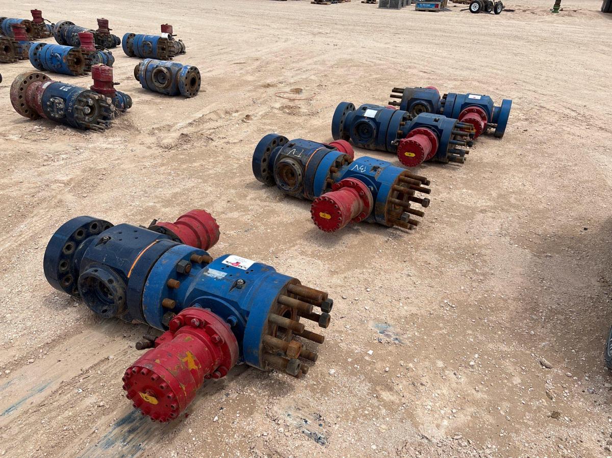 Used (8x$) 5” 15K hydraulic ball valves