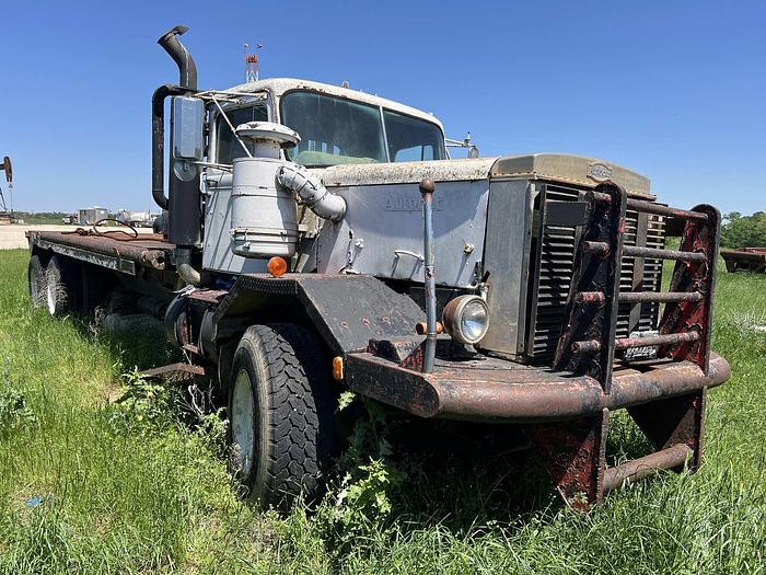 Used AUTO CAR DC9364 T/A GIN POLE/WINCH TRUCK (INOP)
