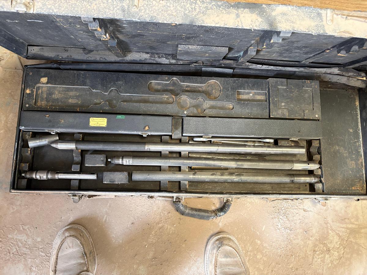 Used Large lot of assorted wireline/slickline tools