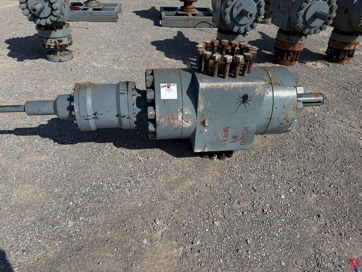 Used SSV 7-1/16” 15K WP STUDDED HYDRAULIC FRAC VALVE