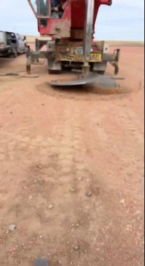 Used 2012 WATSON 2500 TM FOUNDATION / RAT HOLE DRILLING RIG MTD. ON 2012 KENWORTH T800 TWIN STEER TRI-DRIVE