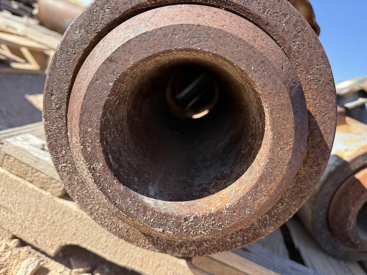 Used (4) MULTI-SIZE SINGLE PLUG CEMENT HEADS