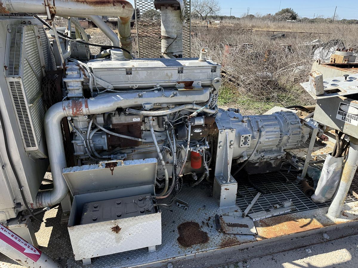 Used EWS W-440 TRIPLEX WELL SERVICE PUMP SKIDDED P/B DETROIT SERIES 60 (INCOMPLETE)