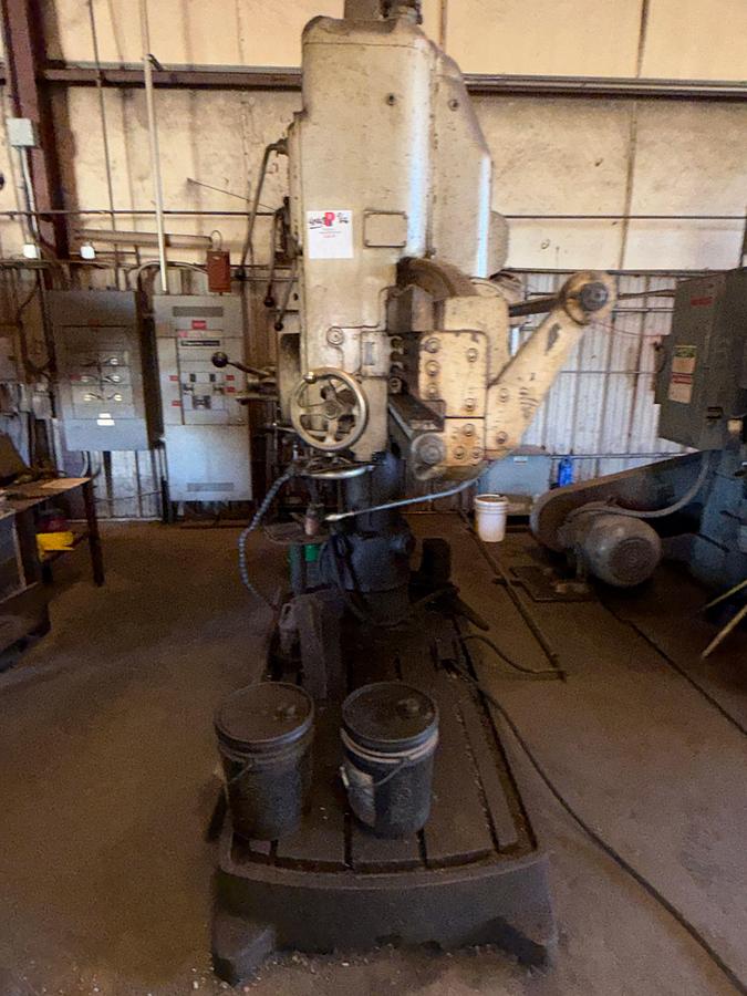 Used FOSDICK (U.S. NAVY) 4FT. ARM-13” COL. RADIAL ARM DRILL PRESS