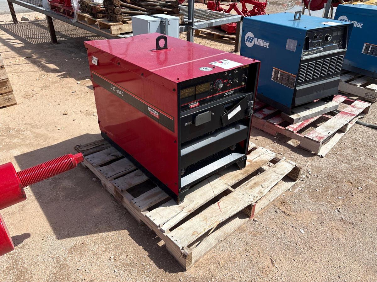 Used Lincoln electric DC-600 welding machine