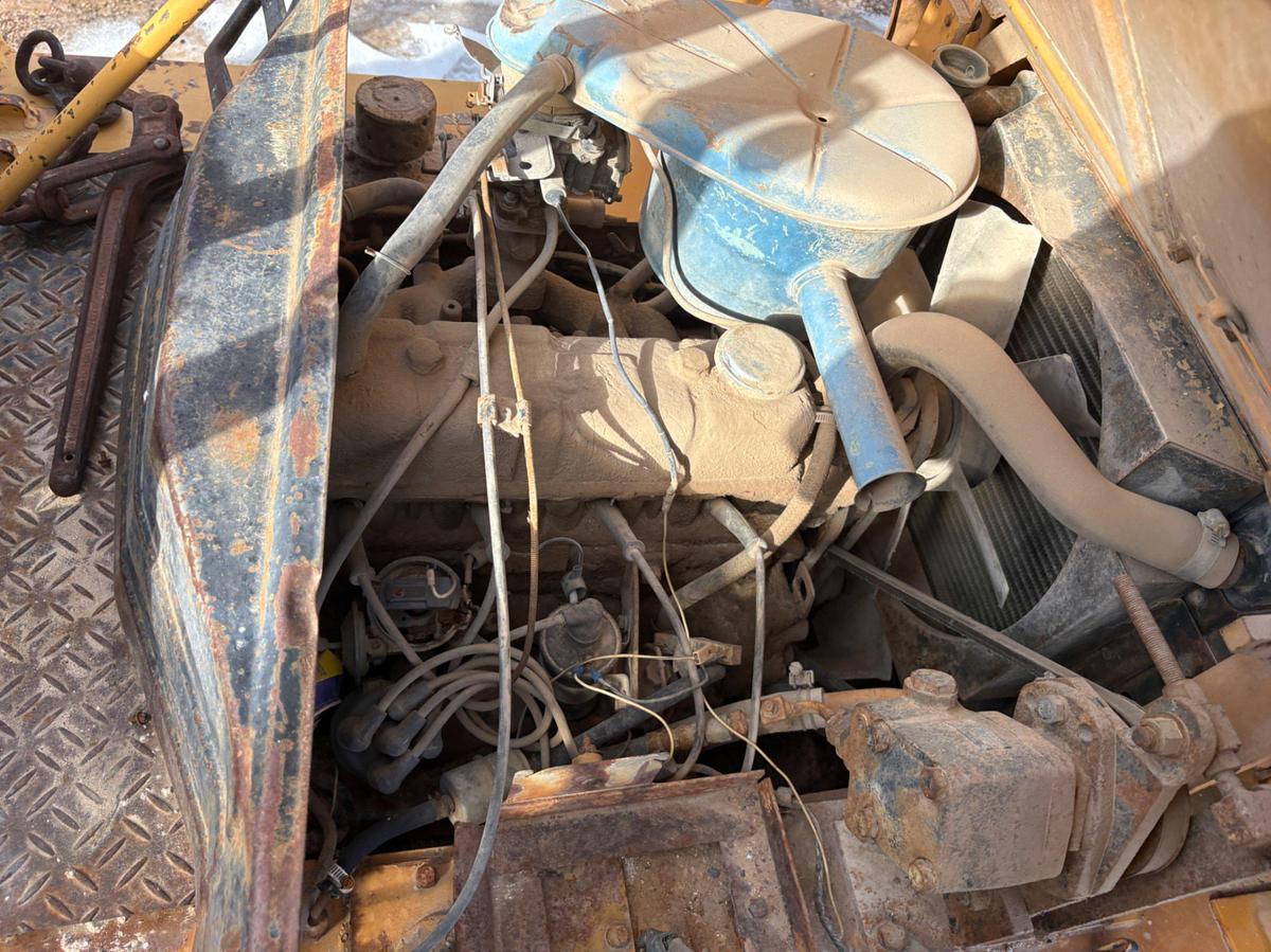 Used Komatsu FG20-7 4,000lbs forklift, inoperable