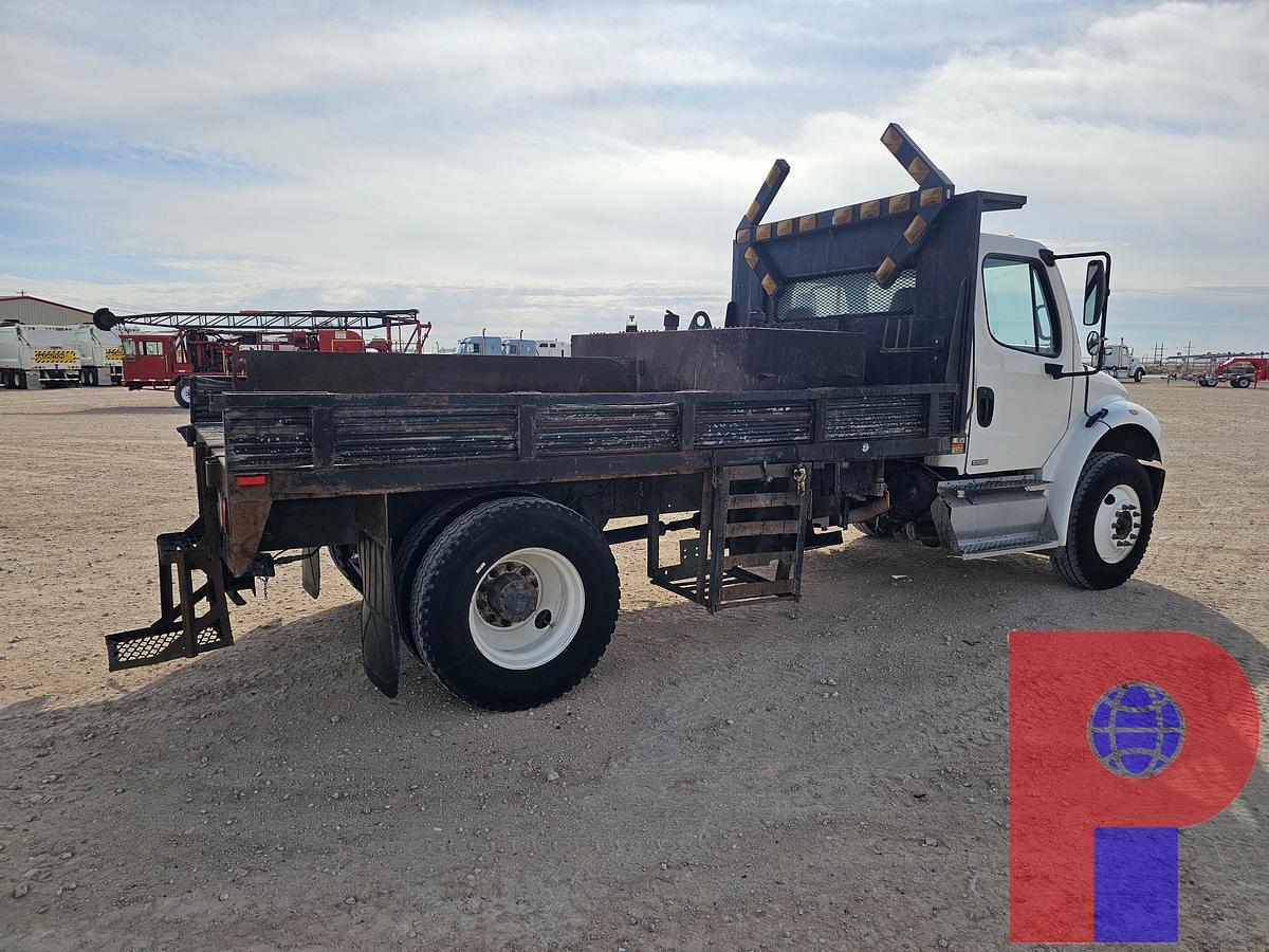 Used 2011 FREIGHTLINER M2 106 S/A DAYCAB ASPHALT POTHOLE TRUCK