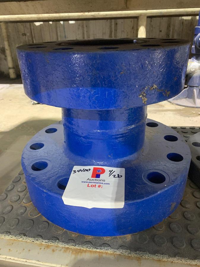 Used 7 1/16 5M x 7 1/16 10M Spool