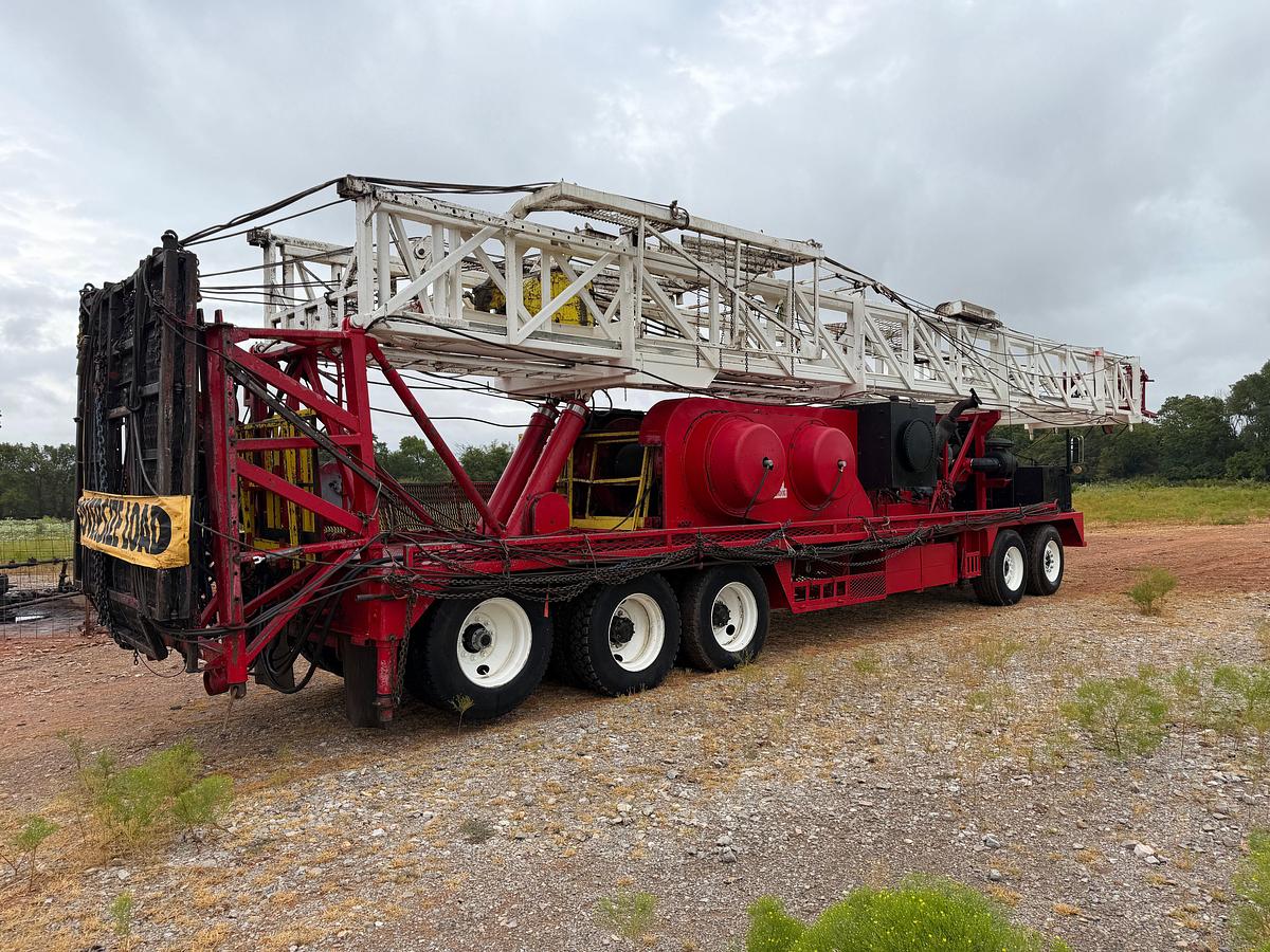 Used 1985 Taylor 550 Well Service Rig, 104 x 250k Mast